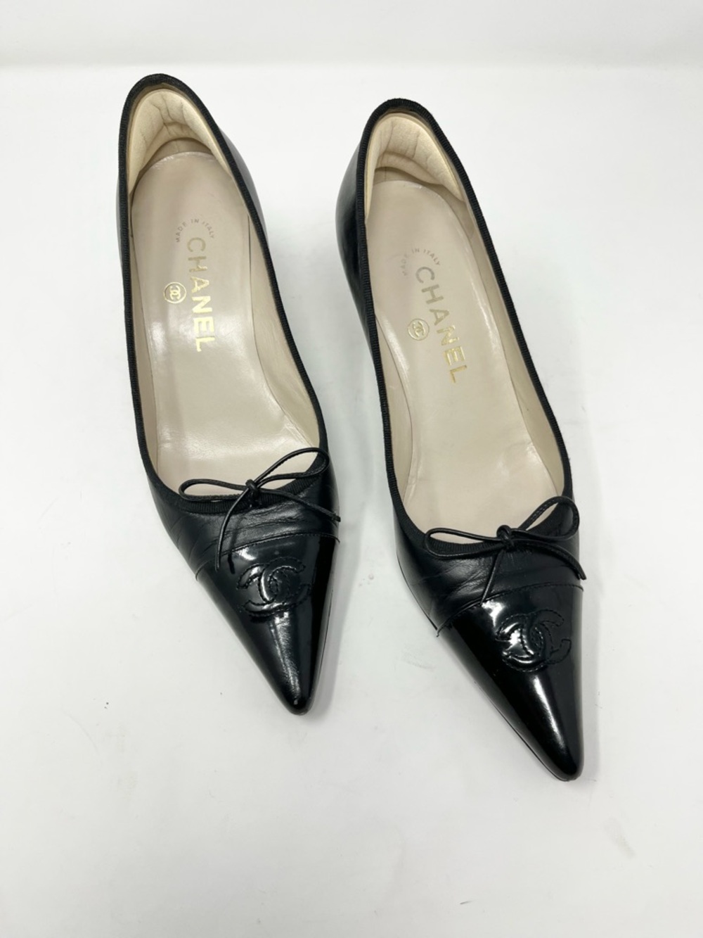 Chanel CC Cap Toe Pump Vintage Ballet Black Leather Pointed Toe size 37 EU Bow